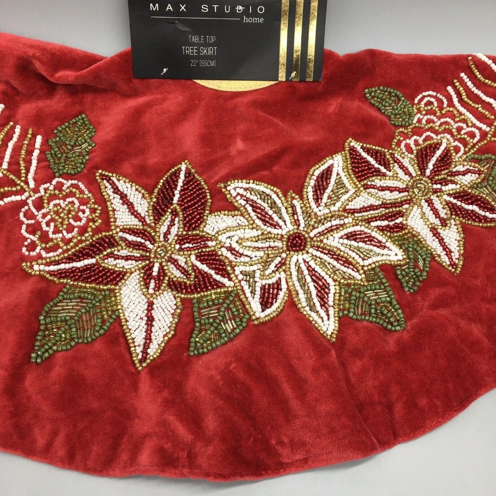 Max Studio Tabletop Mini Red Velvet Beaded Poinsettia Christmas Tree Skirt 22”